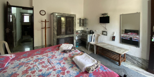 Spacious room with attached bathroom